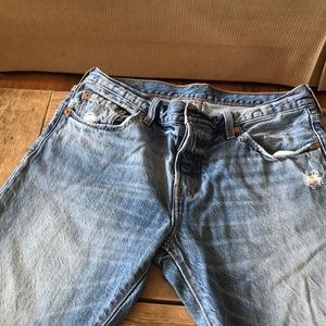 Jean’s 501 Original Cropped Ripped Women’s